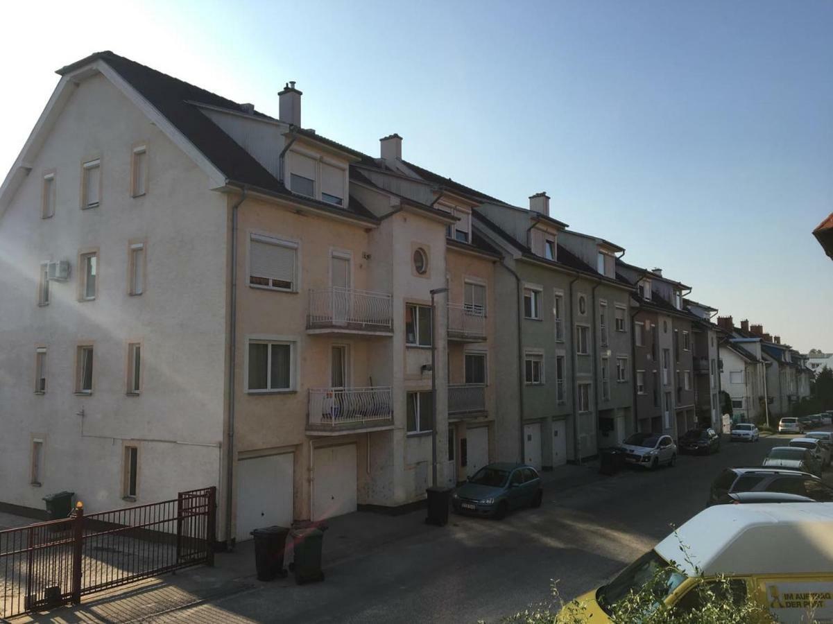 Gold Apartment Sopron Luaran gambar